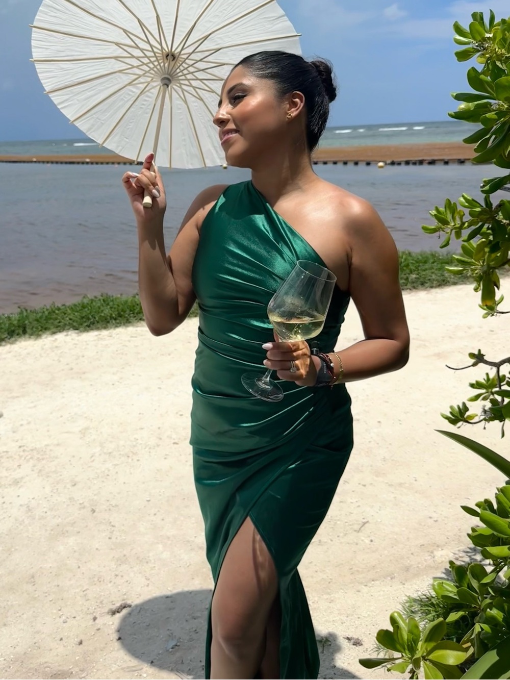 Elegant One-Shoulder Green Satin Evening Dress